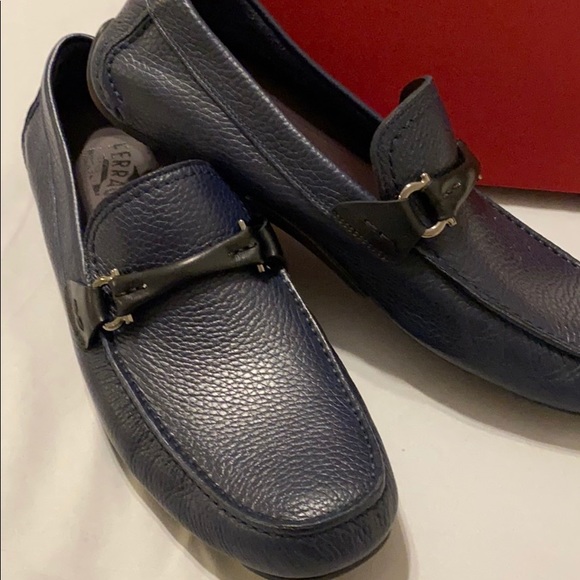 SALVATORE FERRAGAMO: Gancini Driver Moccasin - Picture 2 of 4